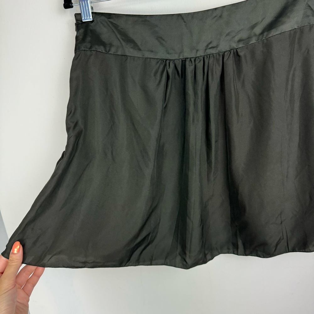 Prada 100% Silk Bubble Pockets Mini Skirt Sz 42 Dark Olive Satin - Picture 13 of 16